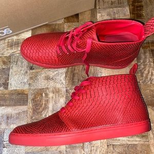 GENTLY USED ASOS Sneaker